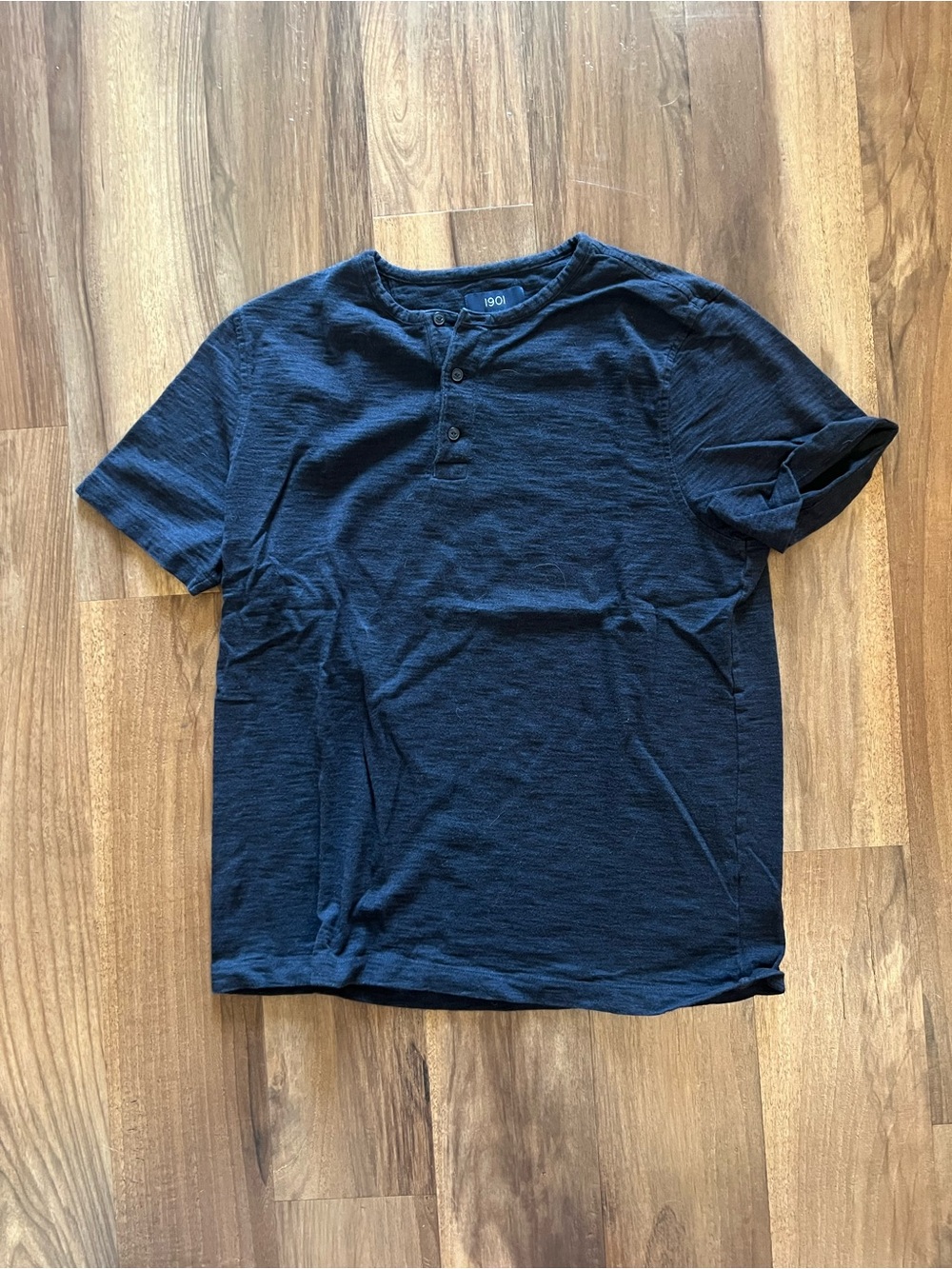 1901 Men’s Navy Short-Sleeve Henley Tee